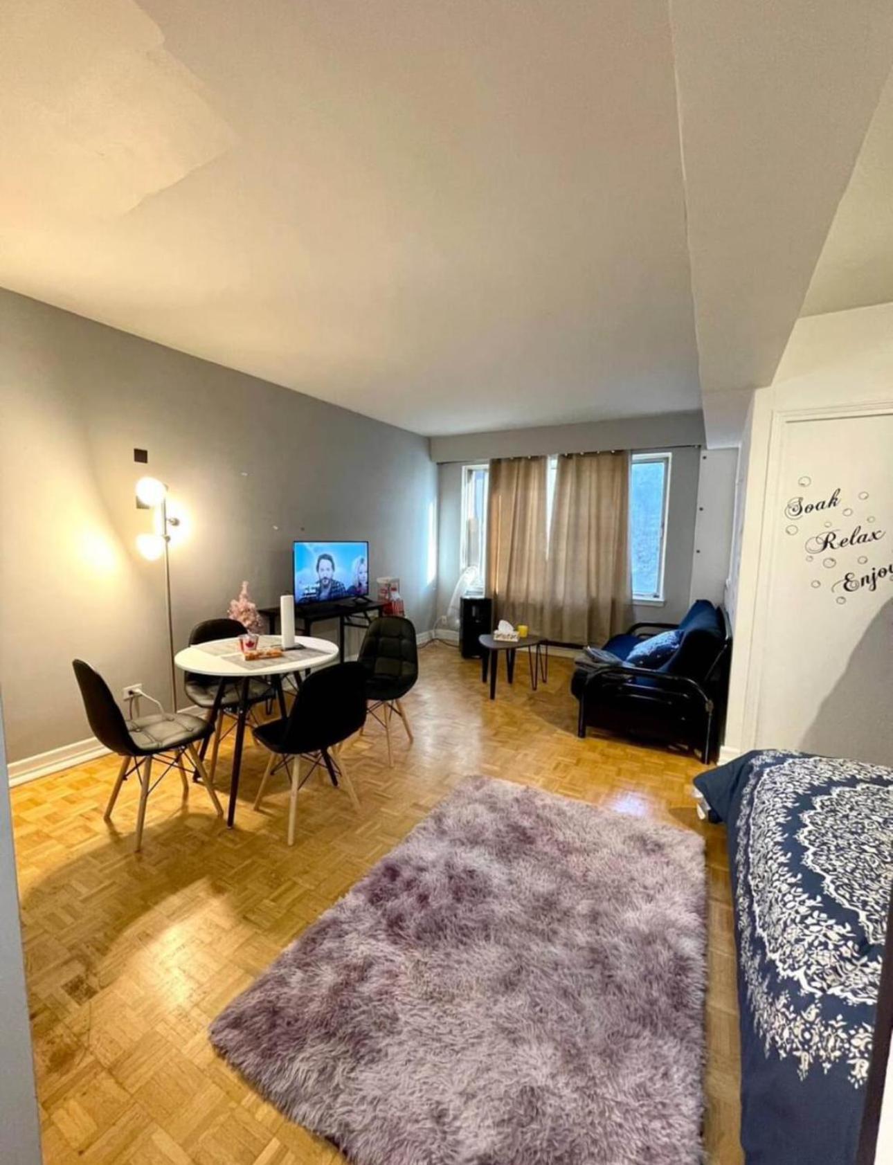 Affordable Cuttie 4 Persons 2 Beds In Downtown Lejlighed Montréal Eksteriør billede