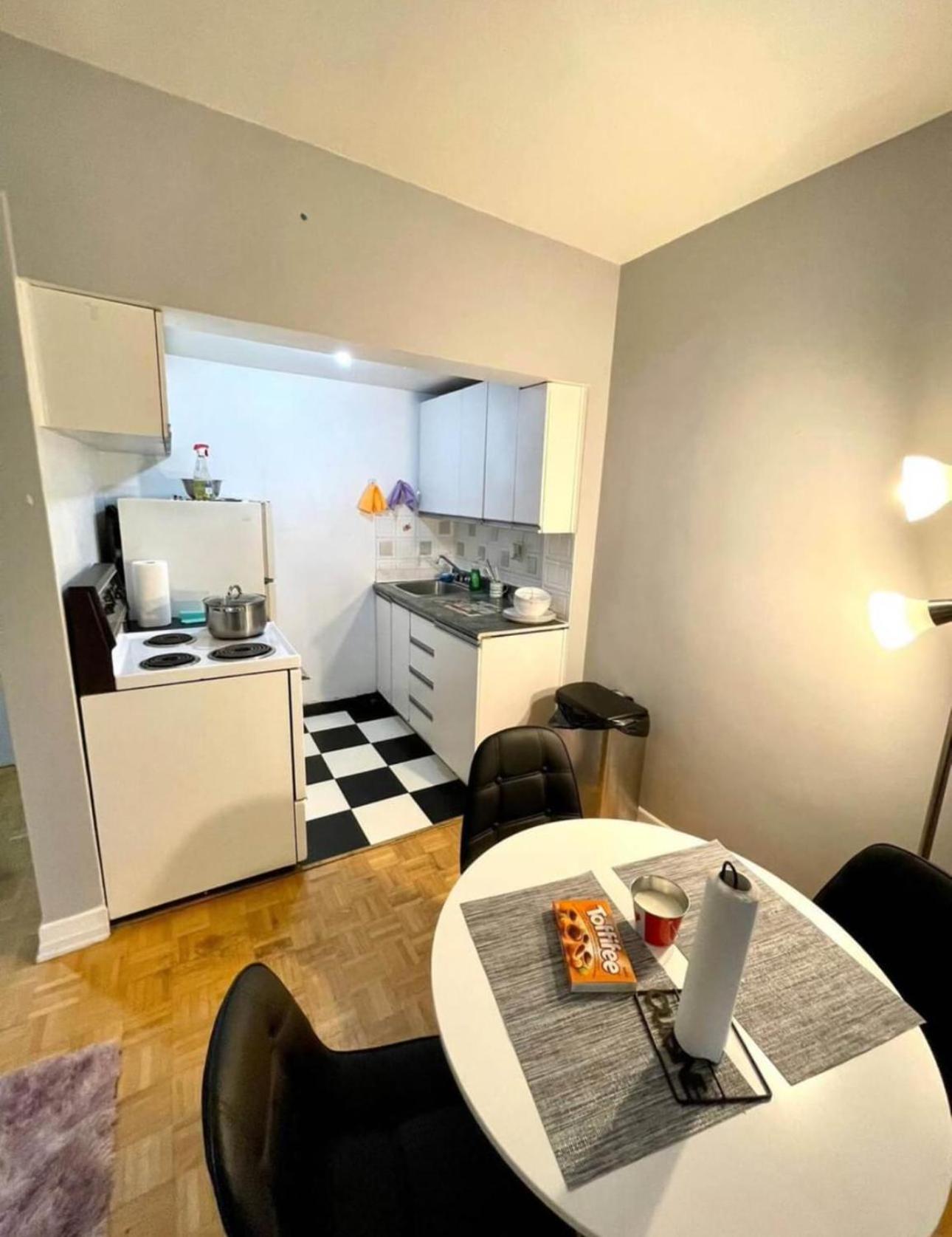 Affordable Cuttie 4 Persons 2 Beds In Downtown Lejlighed Montréal Eksteriør billede